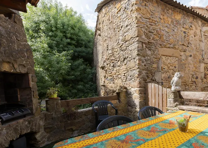 Maisonnette De Campagne Proche Du Du Salagou *